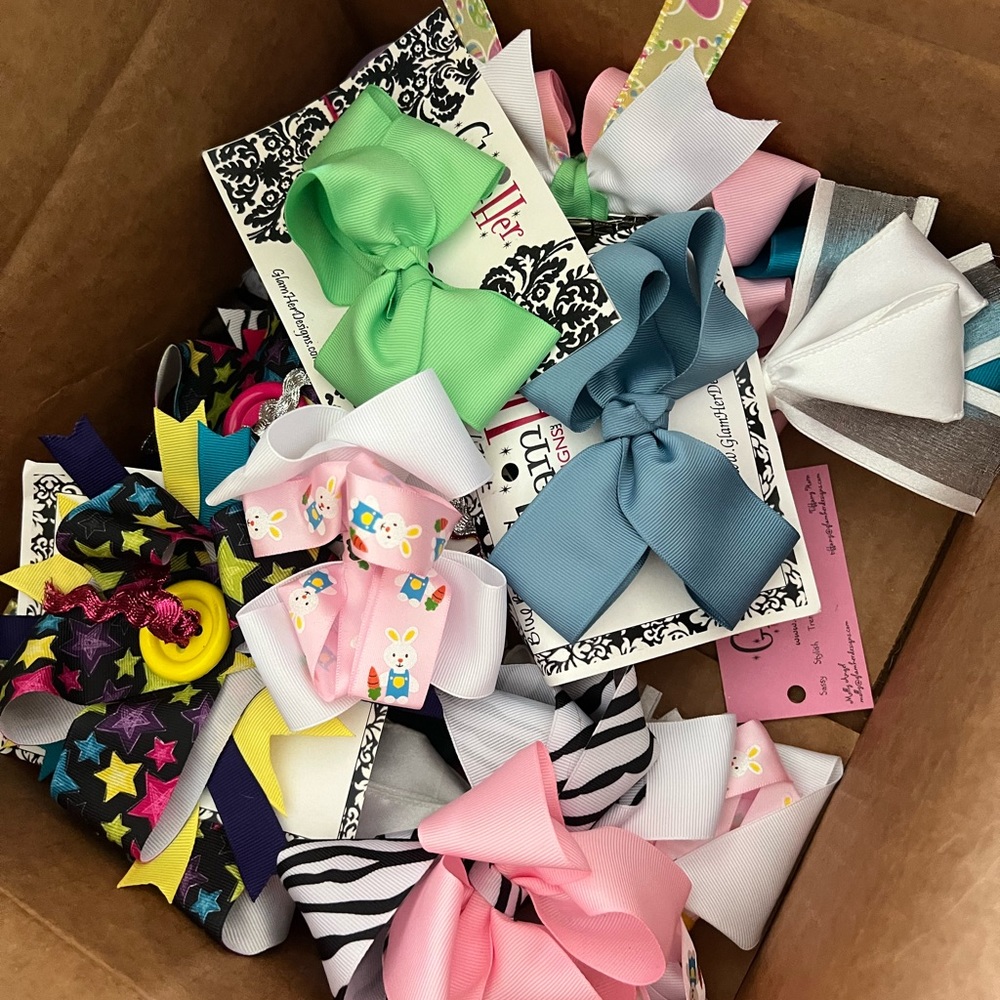 Box of bows (20+)